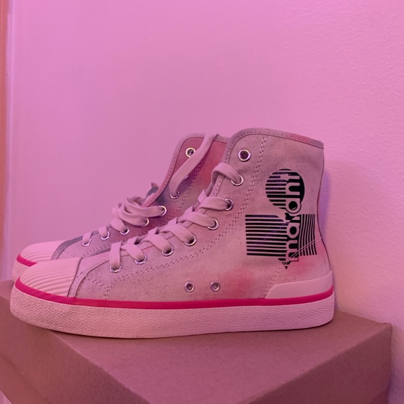 Multicolor Tie-Dye Bankeen Sneakers - Picture 1 of 6